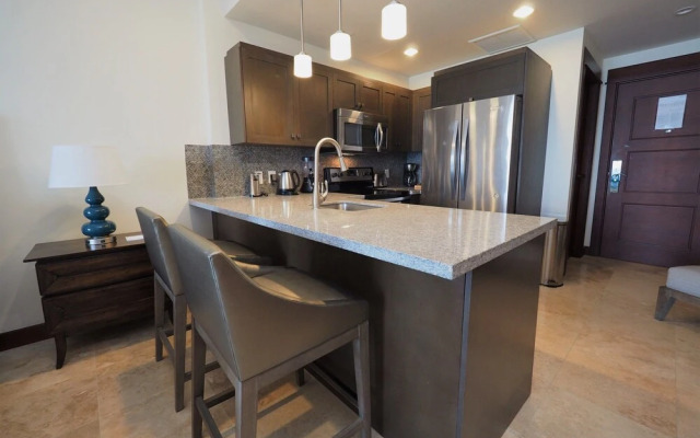 Premium Oceanfront Jaco Studio 7701 by CRHR