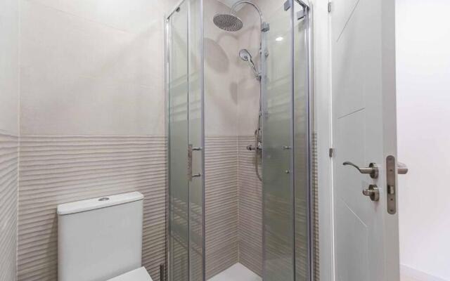 72-Modern Apartment in the Heart of Fuengirola!