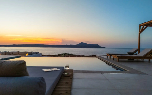 Dionysos Boutique Villa