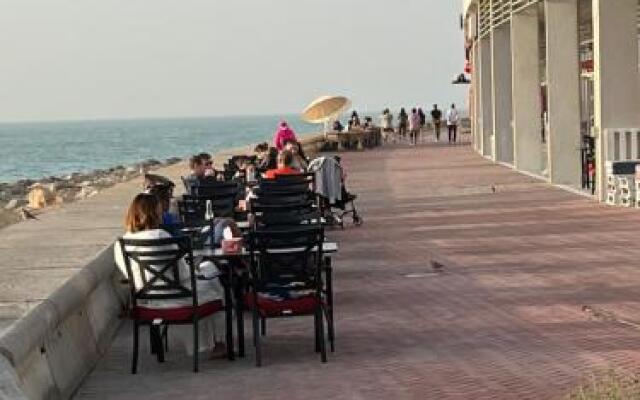 2 Bedroom Incredible Ocean Vew Apartment