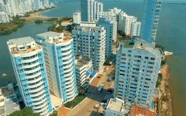 Apartamentos Laguito - Frente al Lago - Apartment in Cartagena - Photo 3