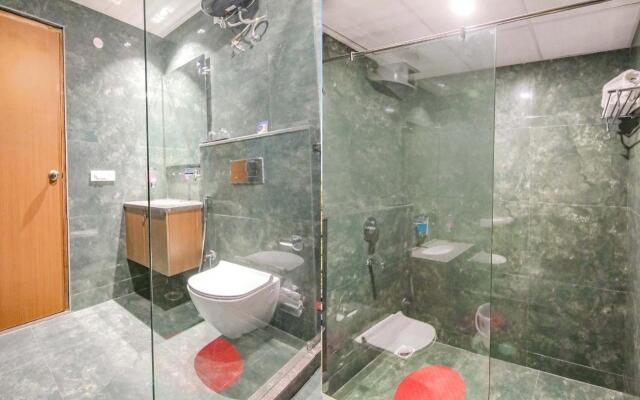 Saltstayz Select - Huda City Center