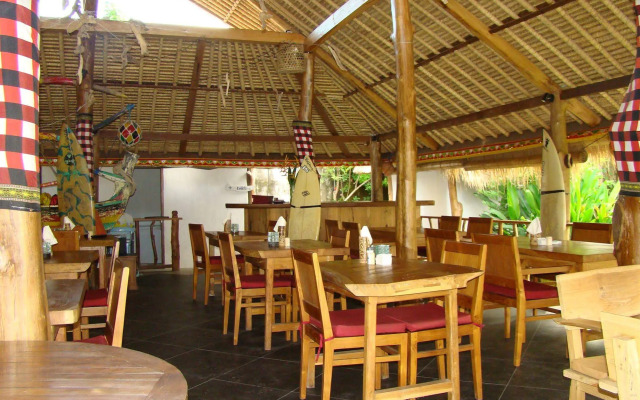Flower Bud Bungalow