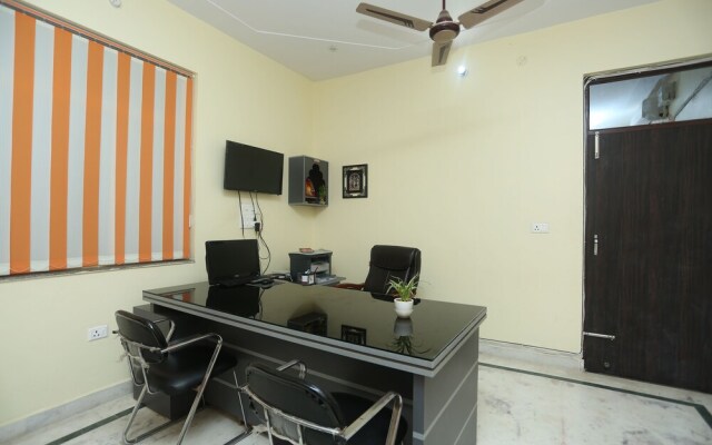 Sr Blessings By OYO Rooms