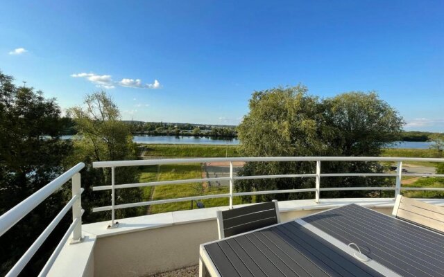 Luxury apartment with exceptional view on the Cher river