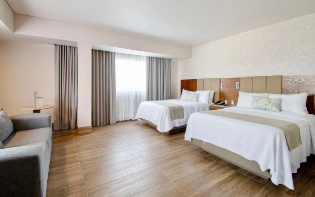 Plaza Diana Hotel - Image 5