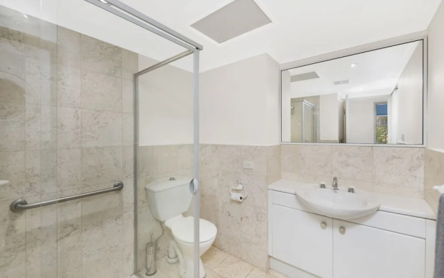 Accommodate Canberra - The Summit