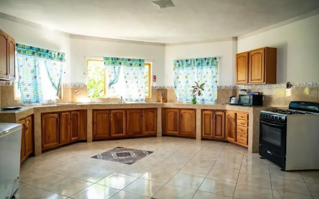 BurgAnn Villa