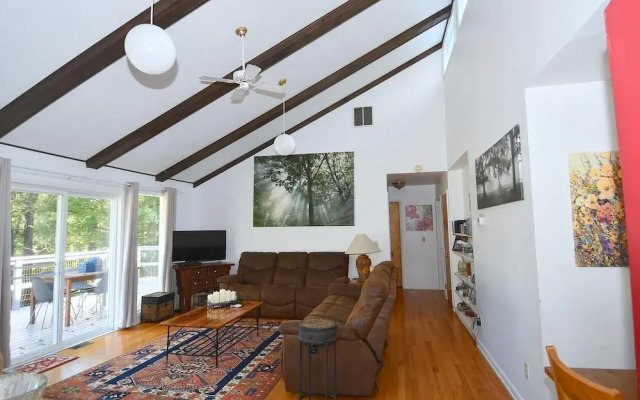 Serendipity - Large 5BR With a Hot Tub