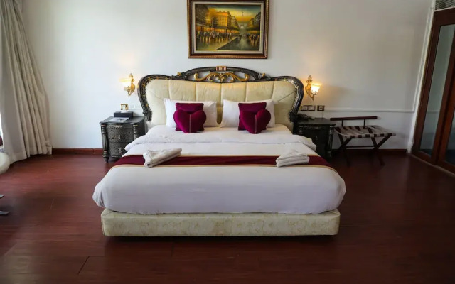 White Pearl Suites