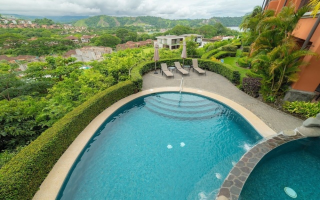 Montebello 4E 3 bdr Pool View in Los Suenos
