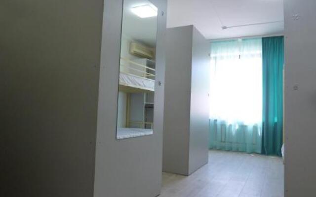 Hostel Red Cat