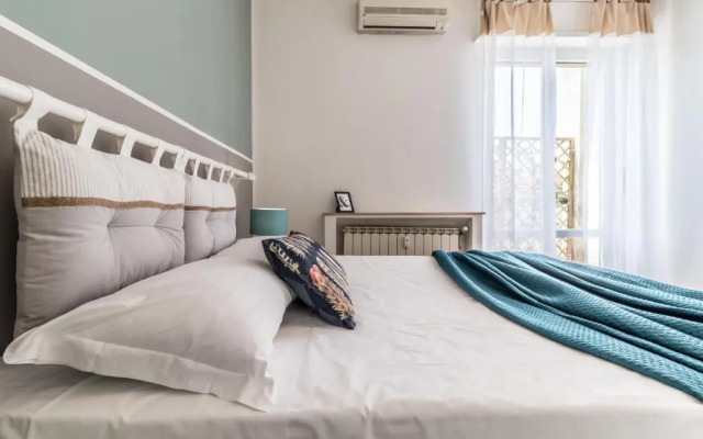 JOIVY Modern 1-Bed Flat W/Balcony