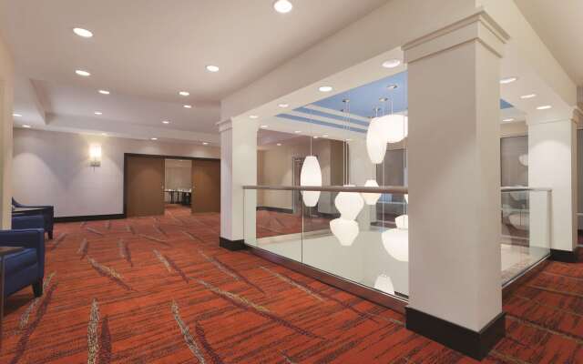 Hilton Garden Inn Falls Church