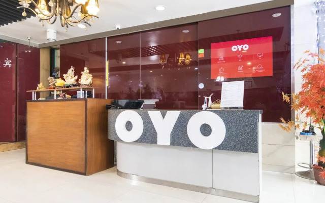 Lucky Hotel by OYO Rooms