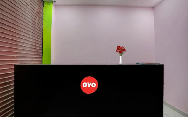 Oyo Flagship 702327 D.S. Guest House