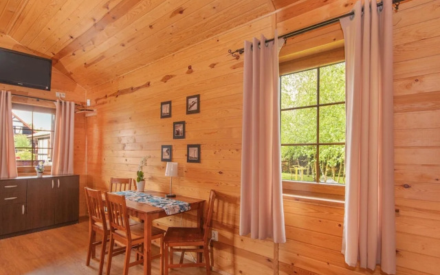 Holiday Homes With Fireplace , Summer Pool