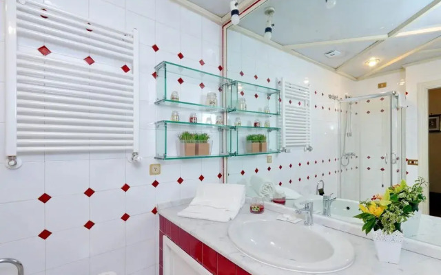 Treasurerome Spanish Steps Family 4BR