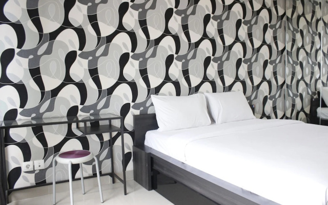 Scenic Studio at Beverly Dago Apartment near Sabuga – Guest Rooms – Bandung