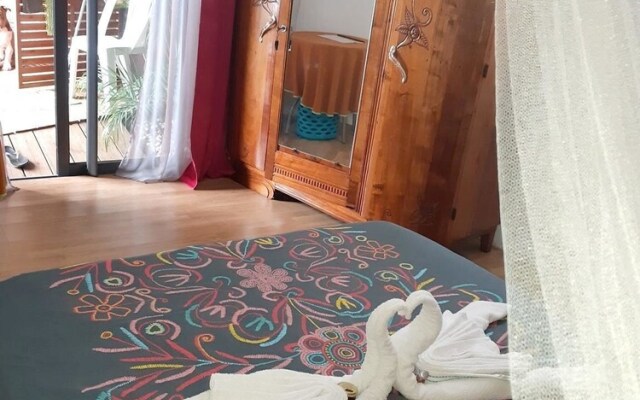 House With 2 Bedrooms in Saint Pierre, With Pool Access, Enclosed Gard