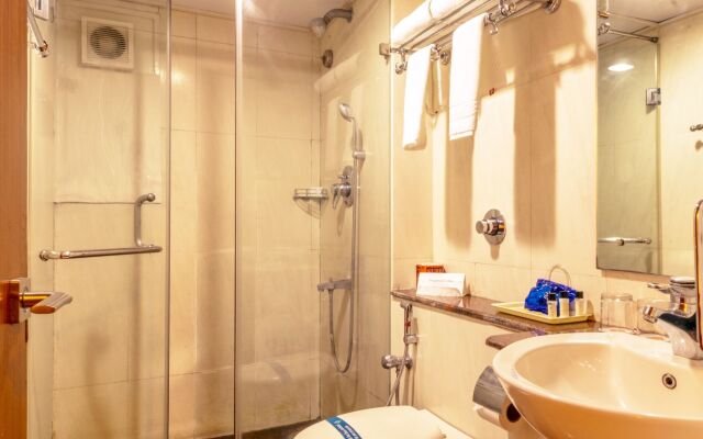 Octave Suites Residency Rd