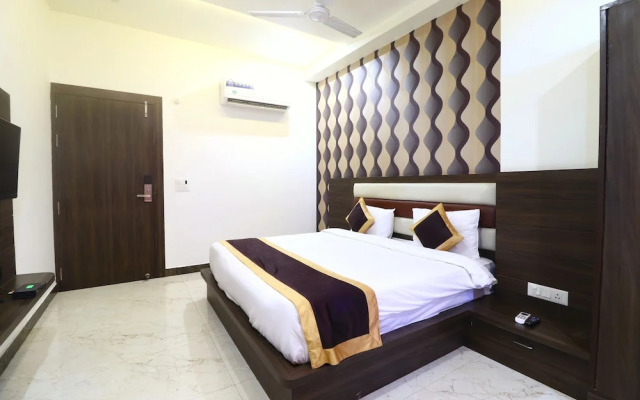 Hotel Taj Venture By Park Tree