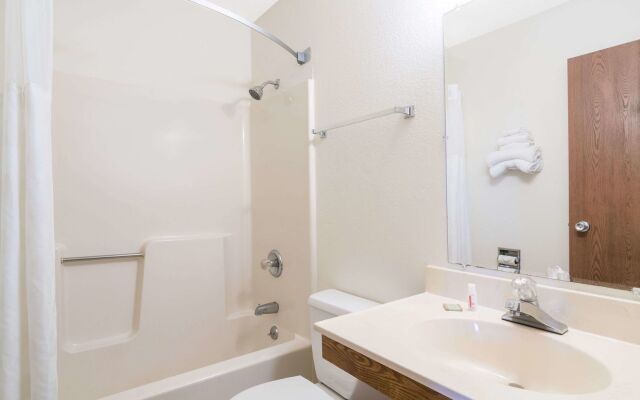 StayInn Little Falls