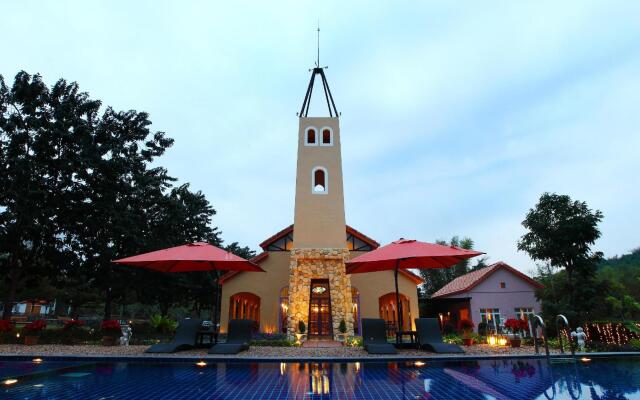 La Provence Suan Phung Hotel