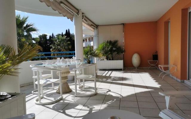 Appartement Cannes la Bocca, 3 pièces, 4 personnes - FR-1-609-12