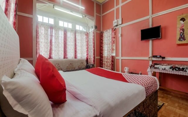 OYO 17225 Hideaway Heritage