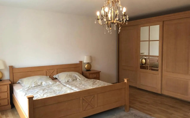 Exklusives Haus mit Garten
