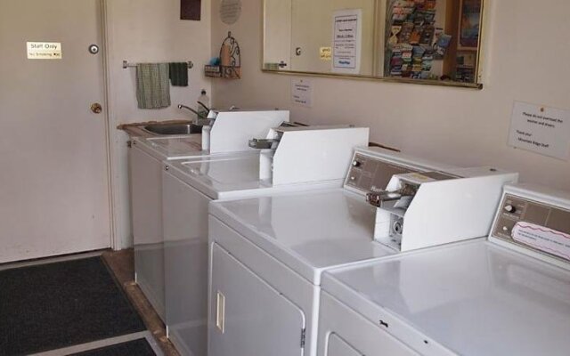 Mountain Ridge Motel & Rv Park