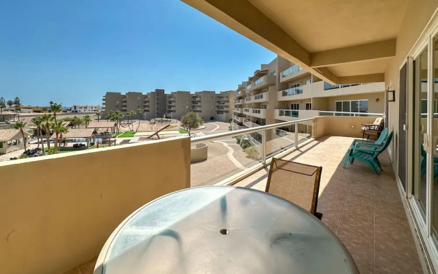 Relaxing Getaway 2BR Condo