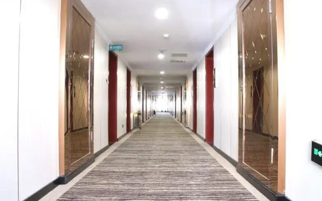 GreenTree Inn Express Laizhou Bus Station Wenhua Xi Street