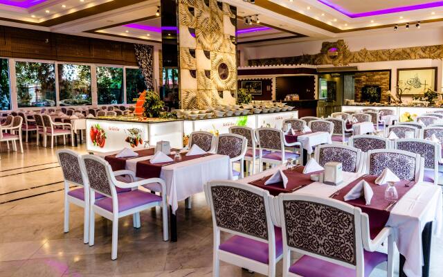 L’etoile Beach Hotel