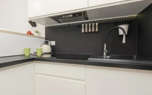 Subtle Colors Apartment by Renters