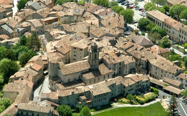 Le Pré Martin Village d'Hôtes