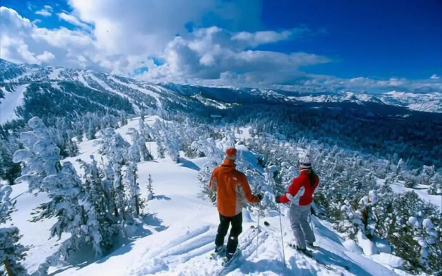 The Elevator House Sleeps 10!