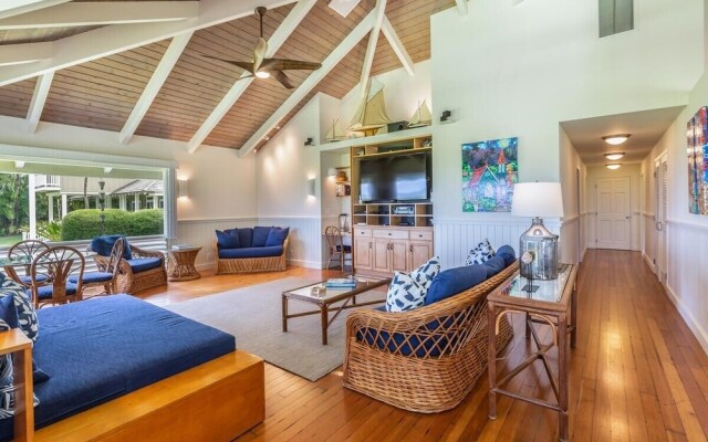 Makana Nui 3 Bedroom Home by RedAwning