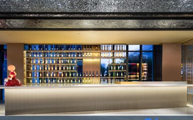 YUNIK E-sports Hotel (Hangzhou International Convention and Exhibition Center)