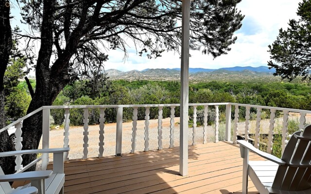 Tesuque Outpost 3 Suites Mountain Views