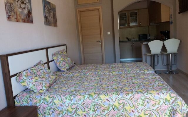 SEAesta Beach Studios