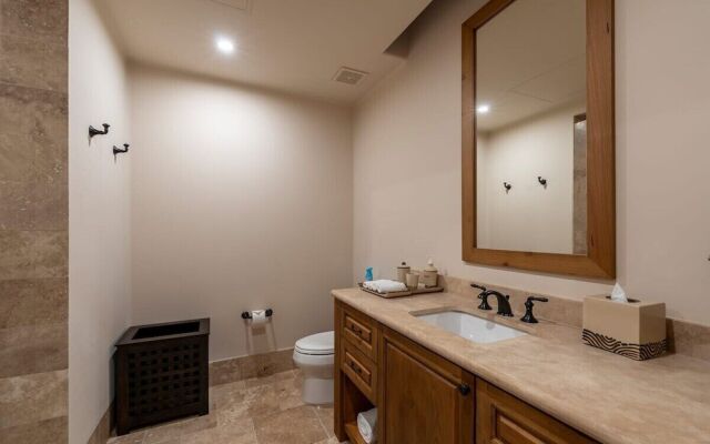 4BD Diamante: Private Pool w/ a Huge Balcony