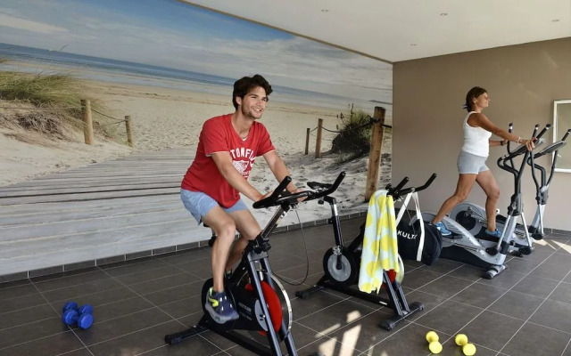 Camping Les Places Dorees