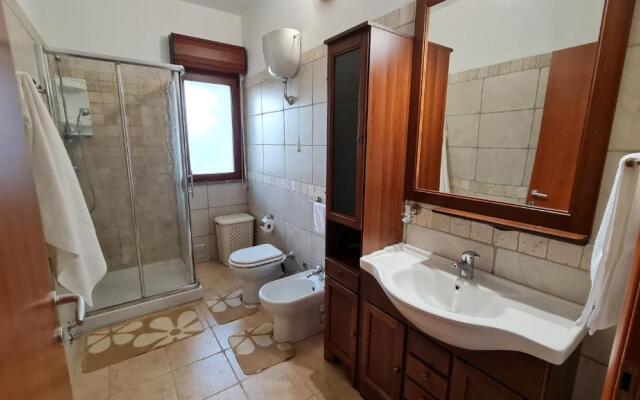 Villa Vivi. Piscina, idro, giardino e condizionatore