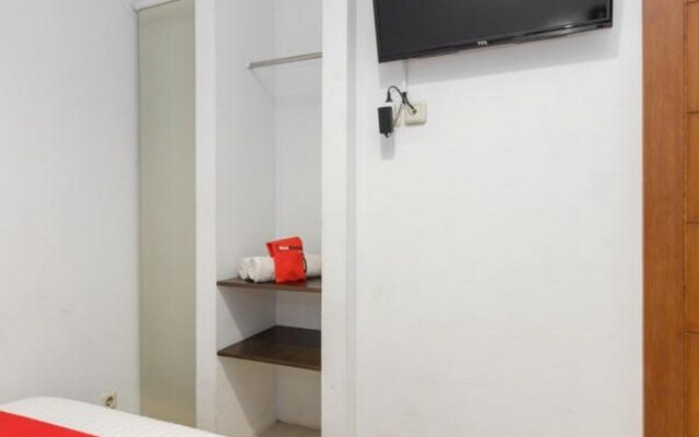 RedDoorz Plus near Sudirman Station 2