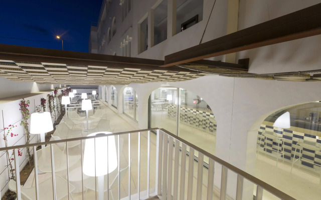Ebano Hotel Apartments & Spa