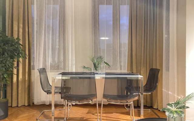 Sleek Flat With Central Location in Beyoglu