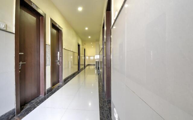 CAPITAL O71327 Hotel Ashoka