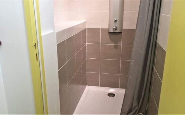 Hostel Les Terrasses du Roc